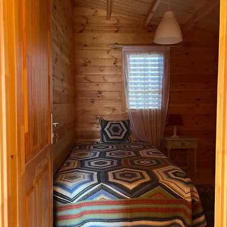 Quinta Do Pinheiro Chalet