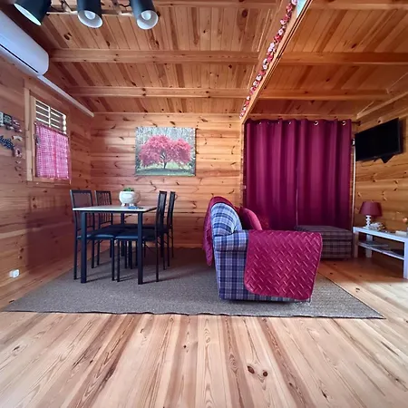 Quinta Do Pinheiro Chalet Ourém