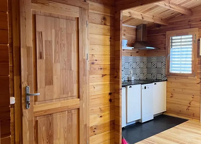 Quinta Do Pinheiro Chalet Ourem